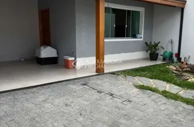 Casa com 4 quartos à venda na Rua Vinte e Nove de Agosto, 91, Morumbi, Taubaté, 202 m2 por R$ 590.000