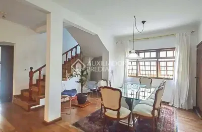 Casa com 3 quartos à venda na Avenida das Araras, 363, Independência, São Bernardo do Campo, 398 m2 por R$ 1.400.000