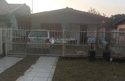 Casa com 2 quartos à venda na rio branco, 690, barnabé, gravataí, 65 m2 por r$ 318.000