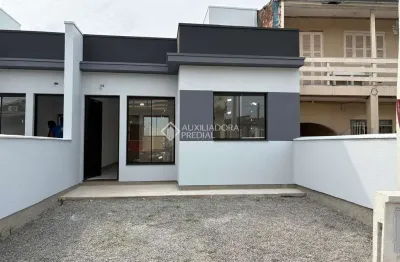 Casa com 2 quartos à venda na rua olavo bilac, 114, bom sucesso, gravataí, 42 m2 por r$ 249.900