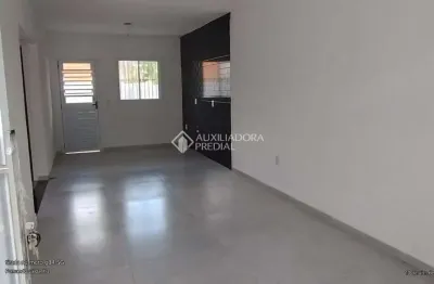 Casa com 2 quartos à venda na fernando ferrari, 99, bom sucesso, gravataí, 56 m2 por r$ 290.000