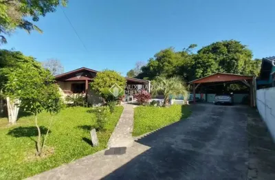 Casa com 3 quartos à venda na marquês do herval, 161, mato alto, gravataí, 132 m2 por r$ 399.000