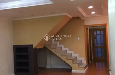 Casa com 3 quartos à venda na Travessa Adolfo Sampaio Bitencourt, 19, Tarumã, Viamão, 200 m2 por R$ 280.000