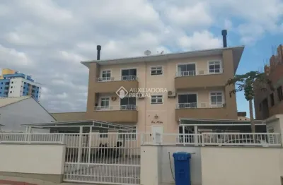 Apartamento com 2 quartos à venda na rua josé rafael freitas, 87, areias, são josé, 59 m2 por r$ 350.000
