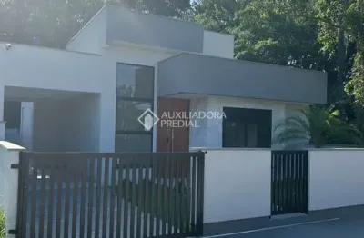 Casa com 1 quarto à venda na rua antônio jovita duarte, 02, forquilhas, são josé, 151 m2 por r$ 855.000
