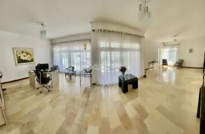 Casa com 3 quartos à venda na rua celso bayma, 747, barreiros, são josé, 362 m2 por r$ 1.300.000