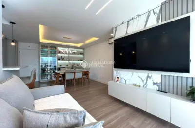 Apartamento com 3 quartos à venda na rua santos saraiva, 238, estreito, florianópolis, 110 m2 por r$ 1.392.000