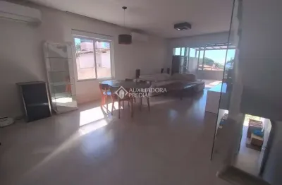 Casa com 4 quartos à venda na Rua Jornalista Lázaro Bartolomeu, 175, Centro, Florianópolis, 289 m2 por R$ 1.700.000