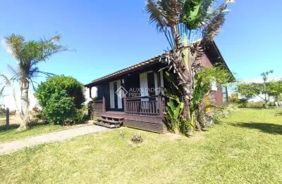 Casa com 2 quartos à venda na avenida quatorze, 76, itapiruba, imbituba, 80 m2 por r$ 370.000