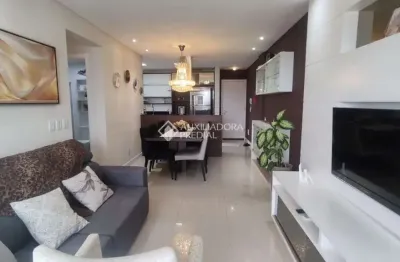 Apartamento com 2 quartos à venda na Rua Manoel Loureiro, 431, Barreiros, São José, 77 m2 por R$ 800.000