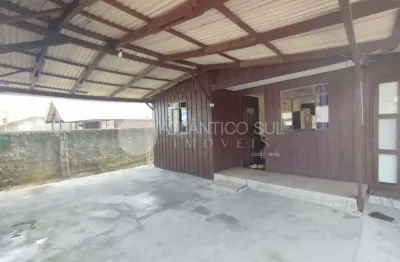 Casa mista com amplo espaço de terreno à venda, currais , matinhos  - pr