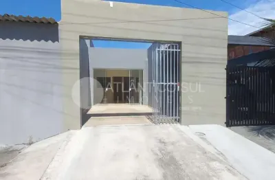 Excelente imóvel localizado em região de moradores em praia de leste