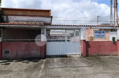 Casa à venda com 03 quartos na rua maneco viana, paranaguá - pr