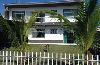 Excelente sobrado à venda com 04 quartos, shangri-lá, pontal do paraná- pr