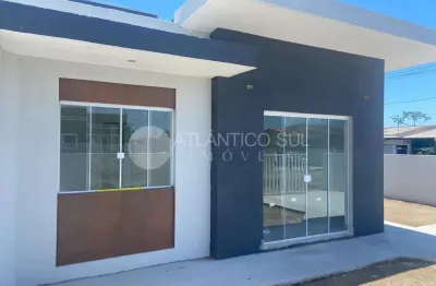 Casas com 02 quartos próximo da praia, monções - pontal do paraná