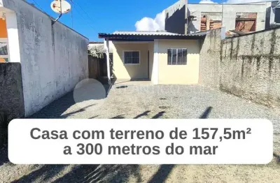 Casa com 2 quartos a 300 metros do mar no junara em matinhos