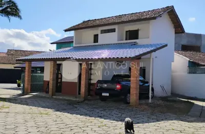 Duas residência no mesmo terreno, pereque, matinhos - pr
