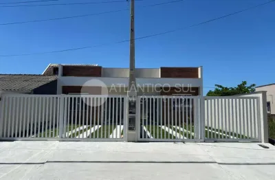 Casa à venda, em construção em  Praia de Leste, PONTAL DO PARANA - PR