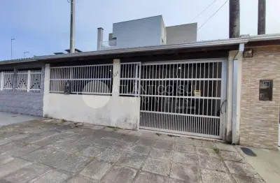 Casa à venda, 350 metros do mar em praia de leste, pontal do parana - pr