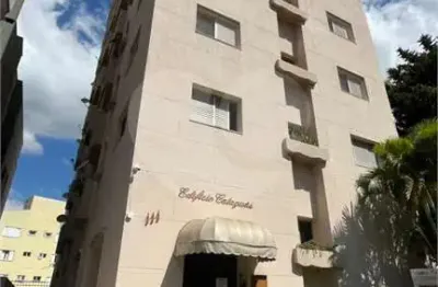 Apartamento à venda com 3 quartos, sendo 1 suíte,  no condomínio edifício cataguas, poços de caldas - mg