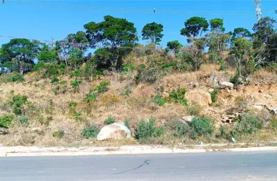 Terreno à venda na Rua Gabriela Moyses de Oliveira, Jardim Bandeirantes, Poços de Caldas