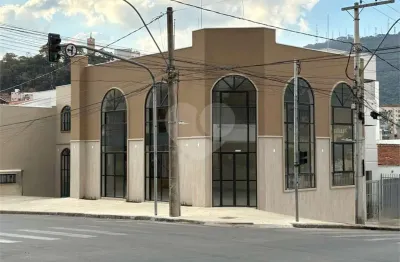 Ponto comercial para alugar na Rua Assis Figueiredo, Centro, Poços de Caldas