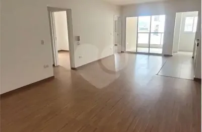 Apartamento à venda com 3 quartos, sendo 1 suíte,  no condomínio parc normandie residencial, poços de caldas - mg