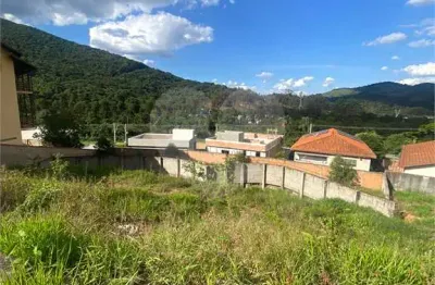 Terreno à venda na Rua Paulo de Oliveira, Parque Véu das Noivas, Poços de Caldas