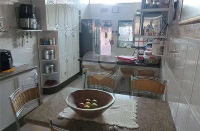 Casa à venda com 3 quartos, sendo 1 suíte,  em jardim das azaléias, poços de caldas - mg