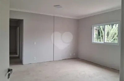 Apartamento à venda com 3 quartos, sendo 1 suíte,  no condomínio edifício barão, poços de caldas - mg