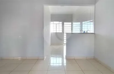 Casa à venda com 3 quartos em jardim progresso, são joão da boa vista - sp