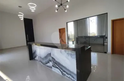 Casa térrea à venda com 3 quartos, sendo 3 suítes,  em residencial fazenda das areias, são joão da boa vista - sp