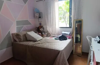 Casa à venda na Avenida Doutor Reinaldo Amarante, Da Saúde, Poços de Caldas