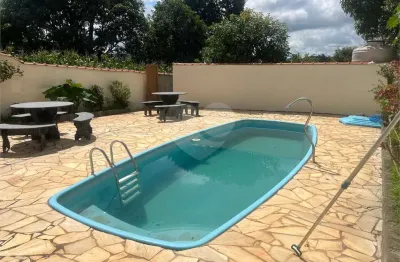 Chácara à venda com 2 quartos, sendo 1 suíte,  em chácaras poços de caldas, poços de caldas - mg