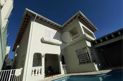 Sobrado comercial à venda com 6 quartos, sendo 5 suítes,  no centro, são joão da boa vista - sp