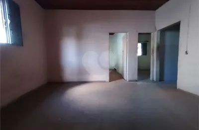 Casa à venda com 2 quartos em são lázaro, são joão da boa vista - sp