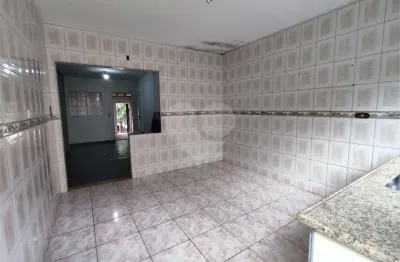 Casa à venda com 2 quartos em jardim dos ipês i, são joão da boa vista - sp