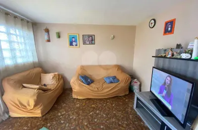 Casa à venda com 3 quartos em vila fleming, são joão da boa vista - sp