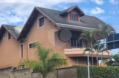 Casa à venda ou para alugar com 6 quartos, sendo 3 suítes,  em jardim dos estados, poços de caldas - mg