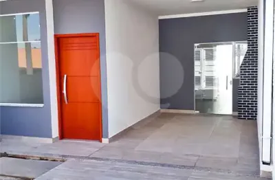 Casa à venda com 3 quartos, sendo 1 suíte,  em pousada do sol, são joão da boa vista - sp