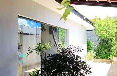 Casa térrea à venda com 6 quartos, sendo 5 suítes,  em joão pinheiro, poços de caldas - mg