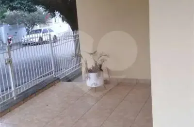 Casa à venda com 2 quartos, sendo 1 suíte,  em vila clayton, são joão da boa vista - sp