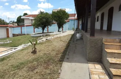 Casa à venda com 4 quartos, sendo 1 suíte,  em parque residencial tereza cristina, são joão da boa vista - sp