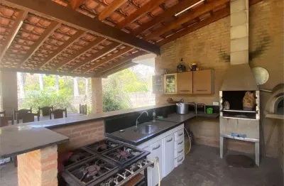 Casa à venda com 4 quartos, sendo 2 suítes,  em vila valentin, são joão da boa vista - sp