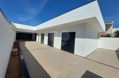 Casa à venda com 3 quartos, sendo 1 suíte,  em terras de são josé, são joão da boa vista - sp