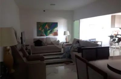 Sobrado à venda com 3 quartos, sendo 1 suíte,  em loteamento portal da aliança, são joão da boa vista - sp