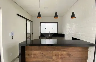 Casa à venda com 3 quartos, sendo 1 suíte,  em pousada do sol, são joão da boa vista - sp