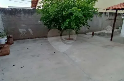 Casa térrea à venda com 2 quartos, sendo 1 suíte,  em jardim recanto dos pássaros ii, são joão da boa vista - sp