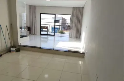 Sobrado à venda com 2 quartos em jardim dona tereza, são joão da boa vista - sp