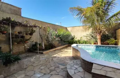 Casa à venda com 5 quartos, sendo 1 suíte,  no centro, são joão da boa vista - sp